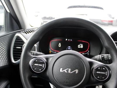 2023 Kia Soul LX IVT