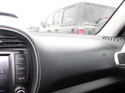 2023 Kia Soul LX IVT