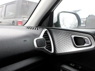 2023 Kia Soul LX IVT