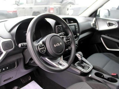 2023 Kia Soul LX IVT