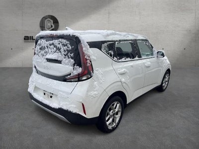 2023 Kia Soul LX IVT