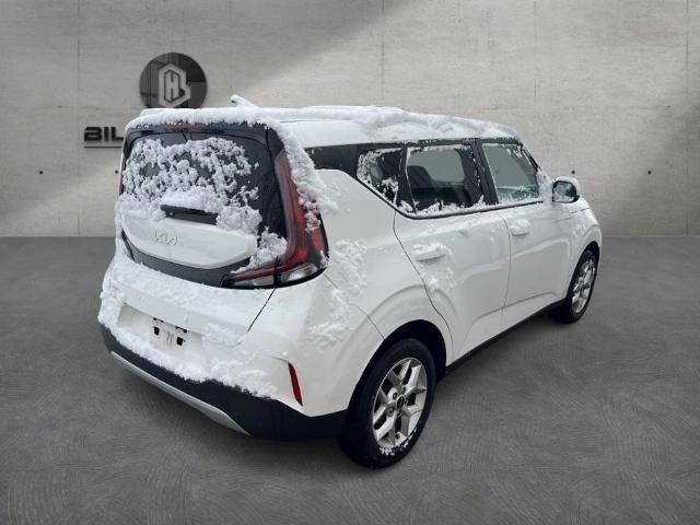 2023 Kia Soul LX IVT