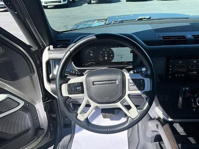 2022 Land Rover Defender 110 X-Dynamic HSE AWD