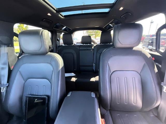 2022 Land Rover Defender 110 X-Dynamic HSE AWD