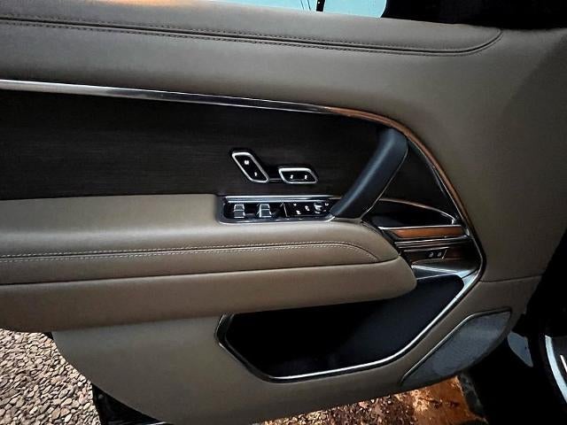 2023 Land Rover Range Rover Autobiography LWB 7 Seat