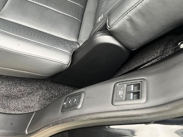 2023 Land Rover Range Rover P530 SE LWB 7 Seat