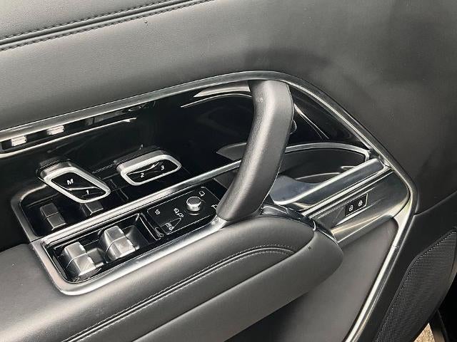 2023 Land Rover Range Rover P530 SE LWB 7 Seat