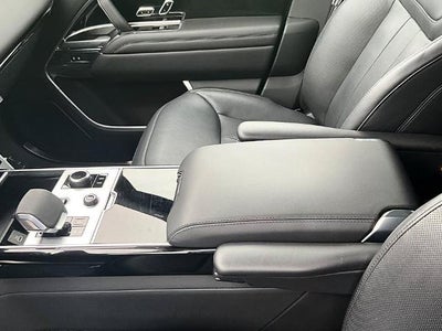 2023 Land Rover Range Rover P530 SE LWB 7 Seat