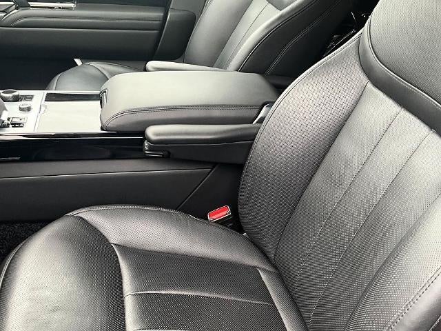 2023 Land Rover Range Rover P530 SE LWB 7 Seat