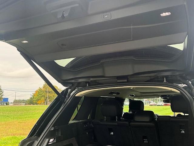2023 Land Rover Range Rover P530 SE LWB 7 Seat