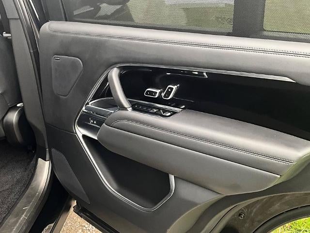 2023 Land Rover Range Rover P530 SE LWB 7 Seat