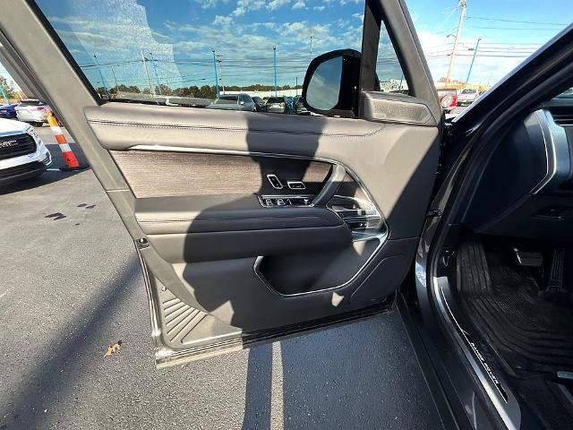 2025 Land Rover Range Rover P530 SE LWB 7 Seat