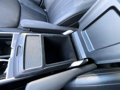 2025 Land Rover Range Rover P530 SE LWB 7 Seat