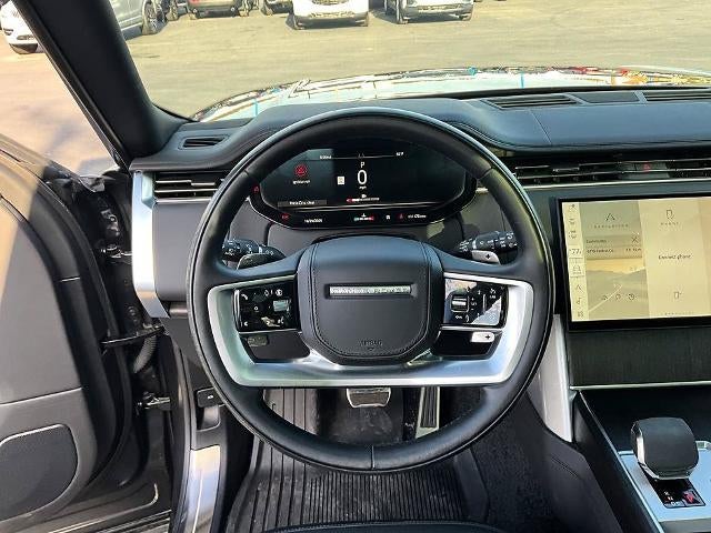 2025 Land Rover Range Rover P530 SE LWB 7 Seat