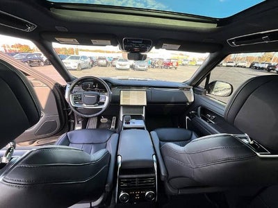 2025 Land Rover Range Rover P530 SE LWB 7 Seat