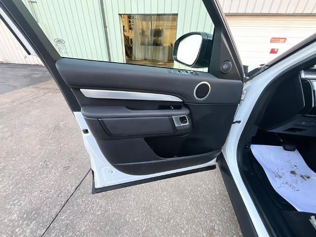 2020 Land Rover Discovery Landmark Edition V6 Supercharged