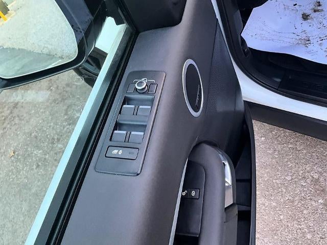 2020 Land Rover Discovery Landmark Edition V6 Supercharged