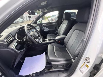 2022 Audi Q3 S line Premium Plus 45 TFSI quattro