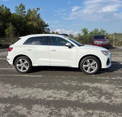 2022 Audi Q3 S line Premium Plus 45 TFSI quattro