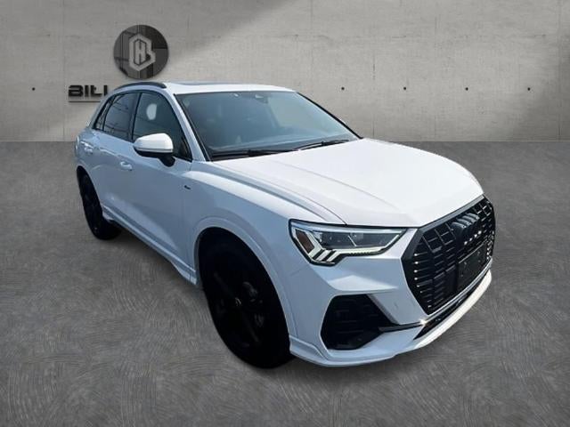 2022 Audi Q3 S line Premium Plus 45 TFSI quattro