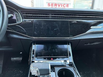 2022 Audi Q8 Prestige 55 TFSI quattro