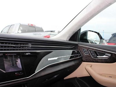 2022 Audi Q8 Prestige 55 TFSI quattro