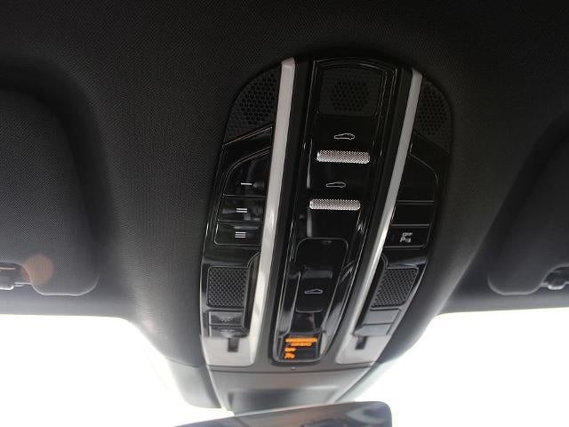 2020 Porsche Panamera RWD