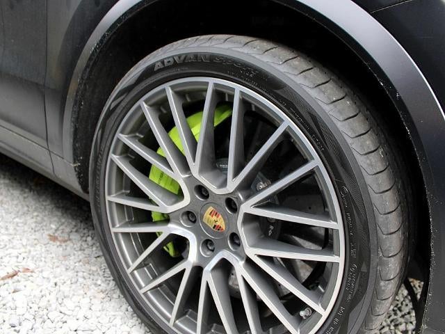 2020 Porsche Cayenne Turbo S E-Hybrid Coupe AWD