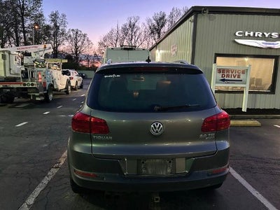 2012 Volkswagen Tiguan 4WD 4dr Auto SEL