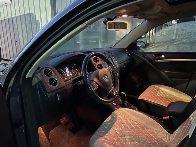 2012 Volkswagen Tiguan 4WD 4dr Auto SEL
