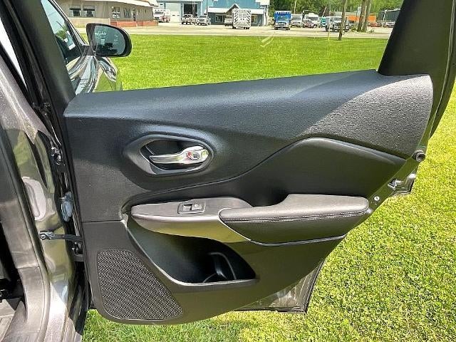 2022 Jeep Cherokee Limited 4x4