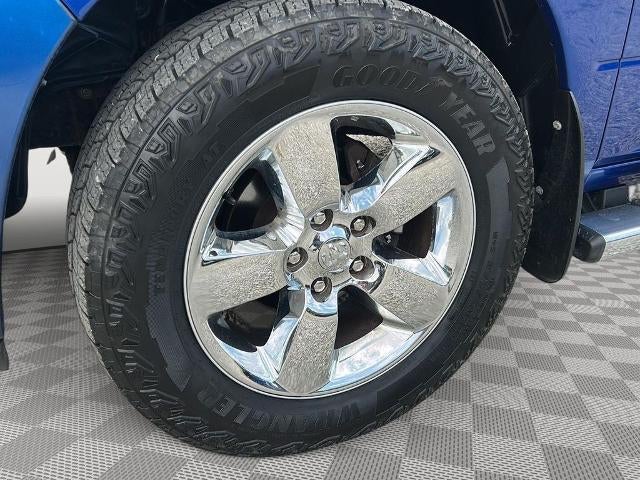 2019 RAM 1500 Classic Express 4x4 Quad Cab 6'4" Box