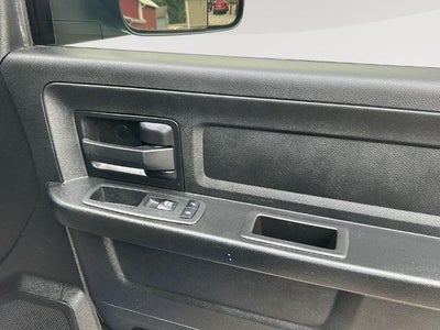 2019 RAM 1500 Classic Express 4x4 Quad Cab 6'4" Box