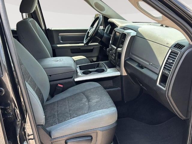 2016 RAM 1500 4WD Crew Cab 5.7 Ft Box Big Horn