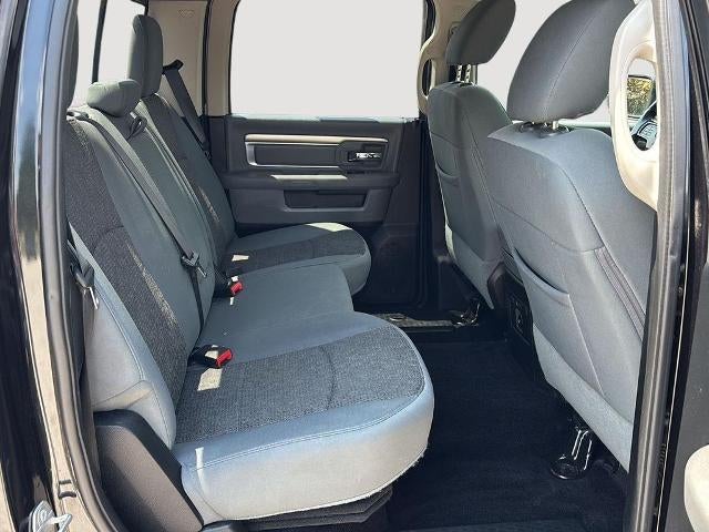 2016 RAM 1500 4WD Crew Cab 5.7 Ft Box Big Horn