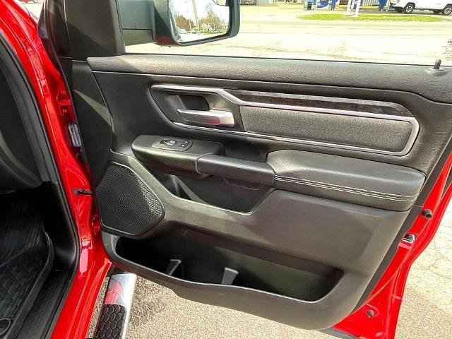 2022 RAM 1500 Big Horn 4x4 Crew Cab 5'7" Box