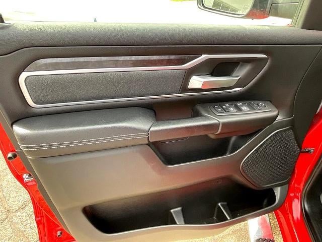 2022 RAM 1500 Big Horn 4x4 Crew Cab 5'7" Box