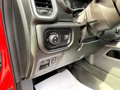 2022 RAM 1500 Big Horn 4x4 Crew Cab 5'7" Box