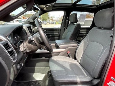 2022 RAM 1500 Big Horn 4x4 Crew Cab 5'7" Box
