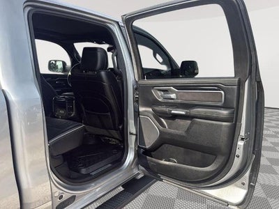2020 RAM 1500 Laramie 4x4 Crew Cab 6'4" Box