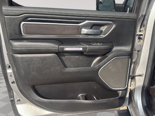 2020 RAM 1500 Laramie 4x4 Crew Cab 6'4" Box