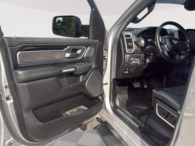 2020 RAM 1500 Laramie 4x4 Crew Cab 6'4" Box