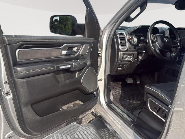 2020 RAM 1500 Laramie 4x4 Crew Cab 6'4" Box