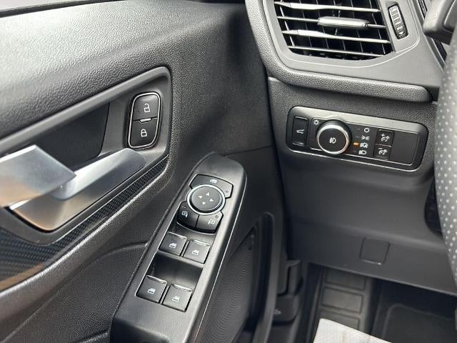 2025 Ford Escape ST-Line Select AWD