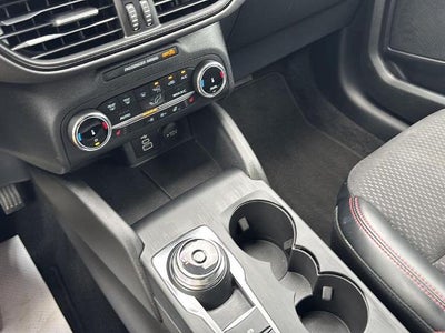 2025 Ford Escape ST-Line Select AWD
