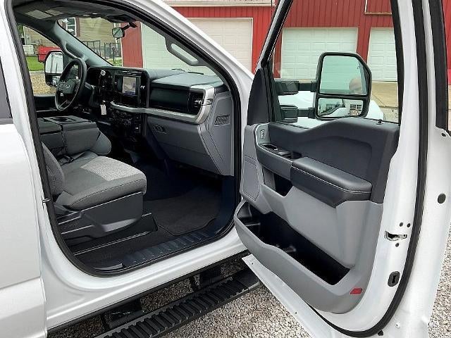 2024 Ford Super Duty F-250 SRW XLT 4WD Crew Cab 6.75' Box