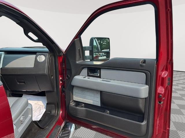 2014 Ford F-150 4WD SuperCrew 5-1/2 Ft Box XLT