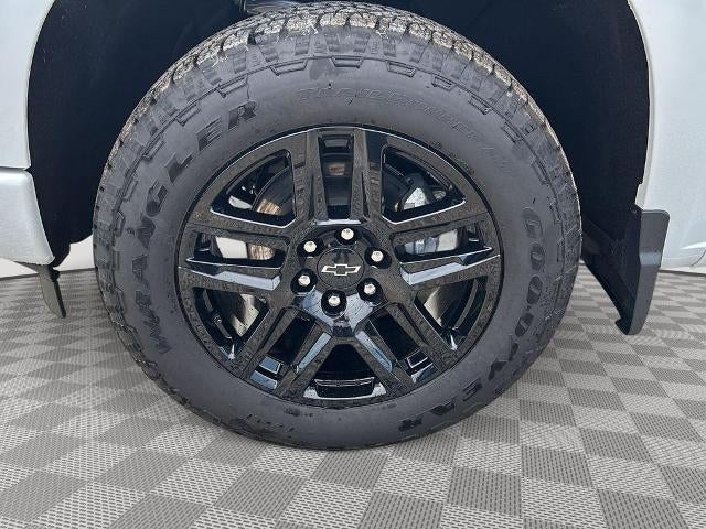 2026 Chevrolet Silverado 1500 Crew Cab Short Box 4-Wheel Drive Custom