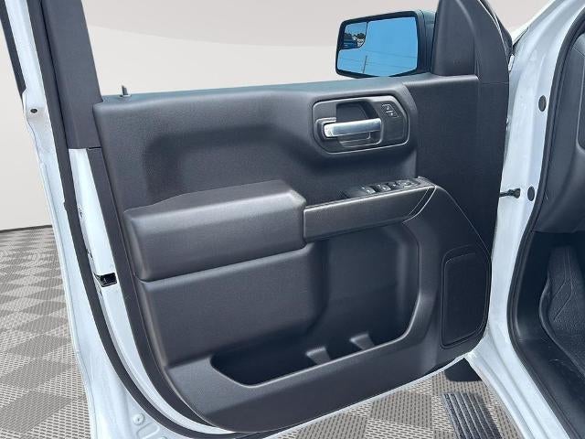 2026 Chevrolet Silverado 1500 Crew Cab Short Box 4-Wheel Drive Custom