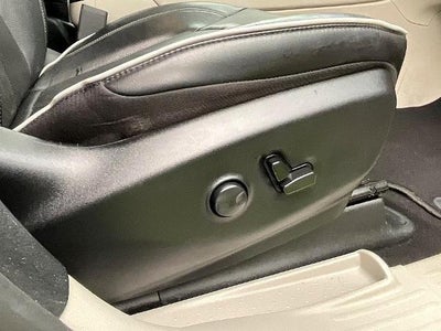 2023 Chrysler Pacifica Limited FWD